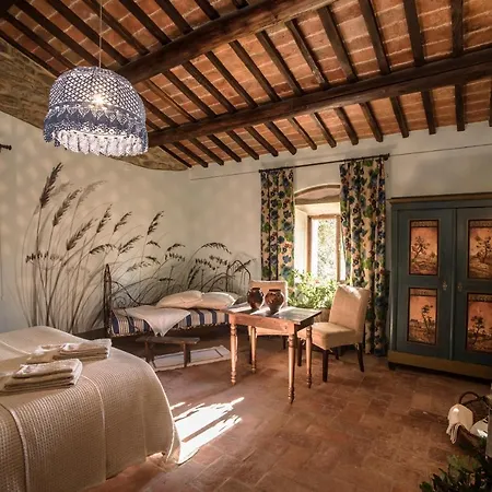 Frantoio Valiani Farm stay